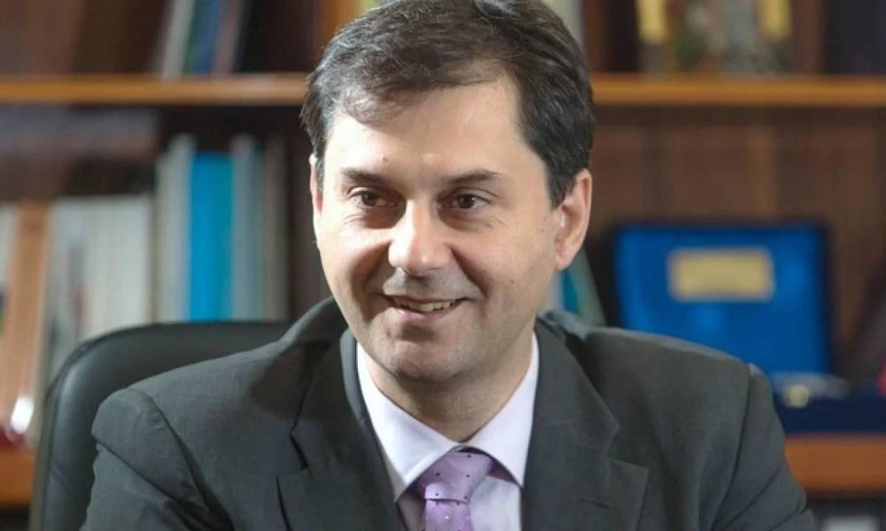 Θεοχάρης: Προστασία του τουρισμού από την εξάπλωση της μετάλλαξης Δέλτα